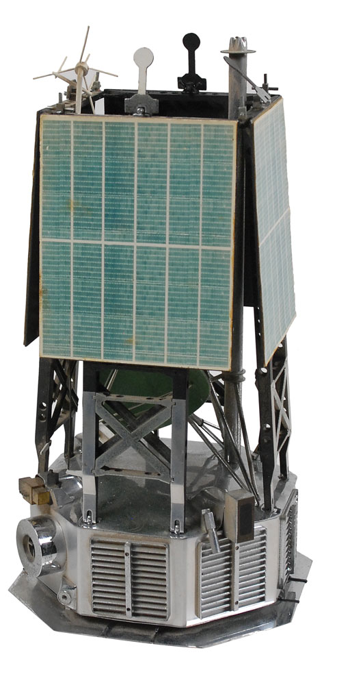 Lot #902 Satellite Model