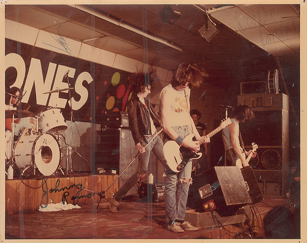 Lot #905 The Ramones
