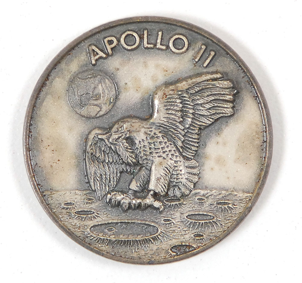 Lot #1057  Apollo 11 Flown Robbins Medal