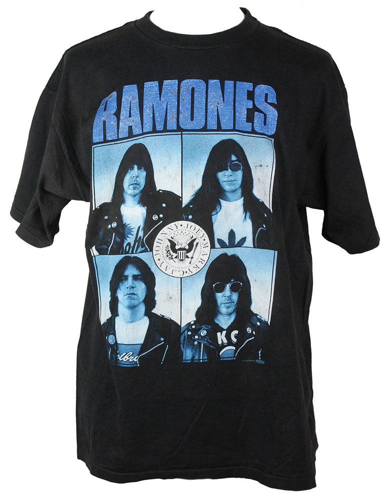 Lot #466 Joey Ramone’s T-Shirt