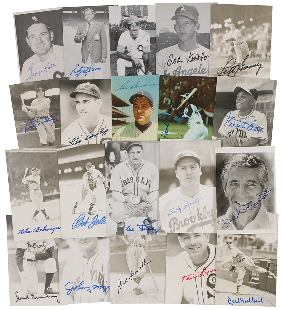 Lot #953 Baseball Hall of Famers