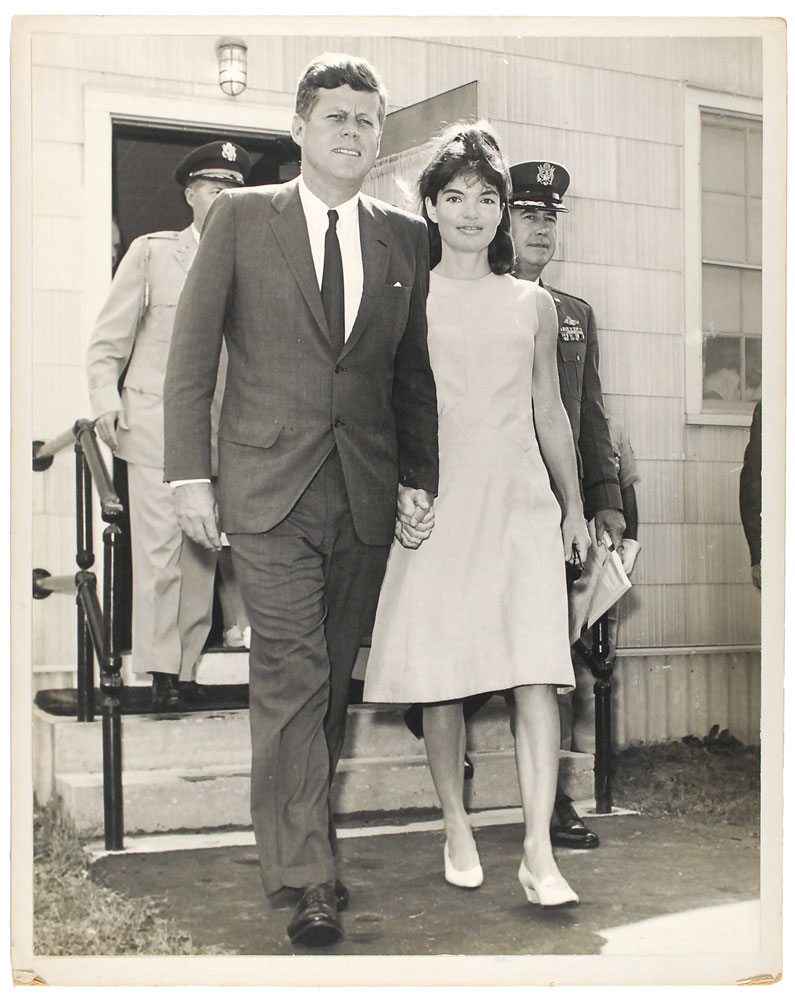 Lot #2038 John and Jacqueline Kennedy Photograph