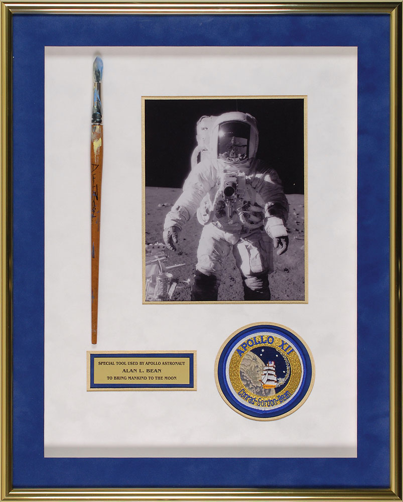 Lot #202 Alan Bean’s Signed and Used Paint Brush