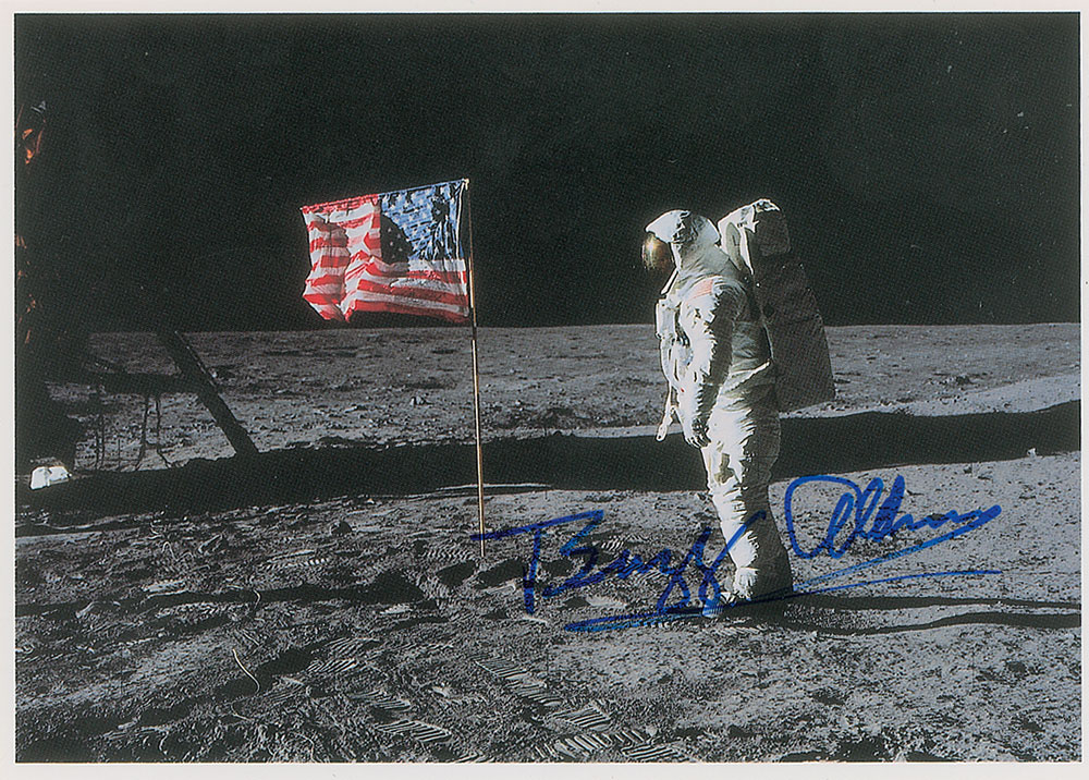 Lot #175 Collection of Three Apollo 11 Items