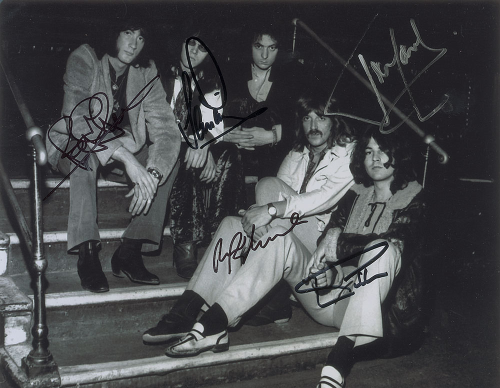 Lot #7290 Deep Purple Signed Photograph