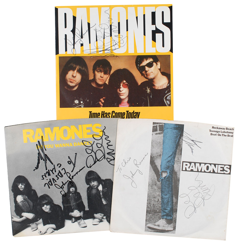 Lot #7448 The Ramones