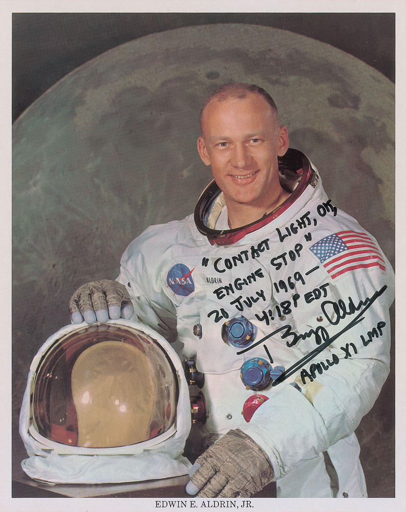 Lot #9296 Buzz Aldrin Signed Photograph