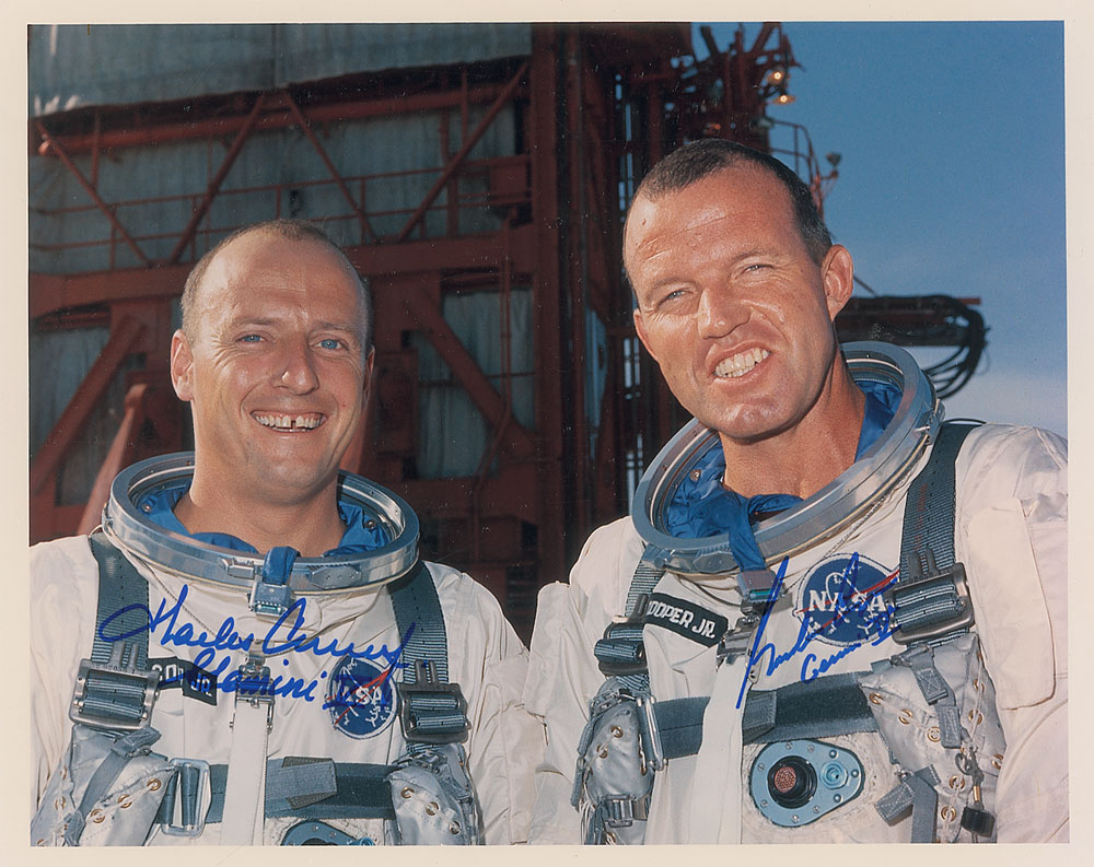 Lot #6158 Gemini 5 Signed Photograph