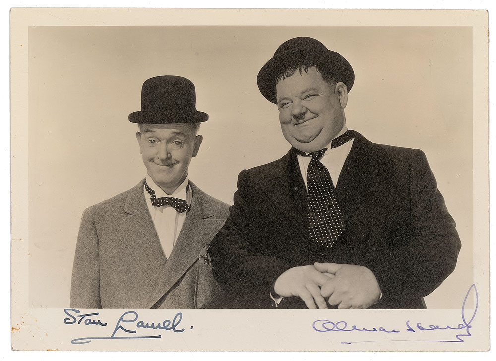 Lot #879 Laurel and Hardy