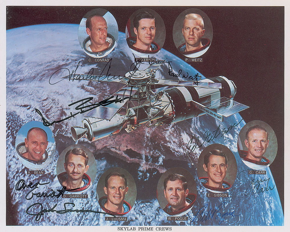 Lot #9482 Skylab Prime Crews Signed Photograph