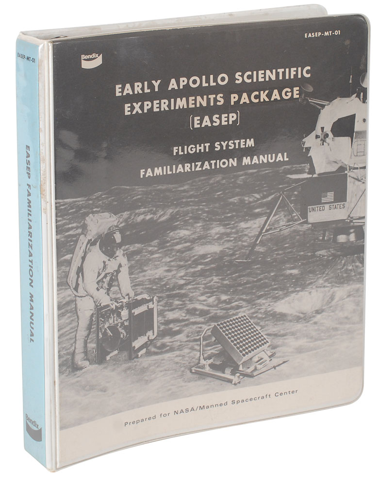 Lot #9319 Early Apollo Familiarization Manual