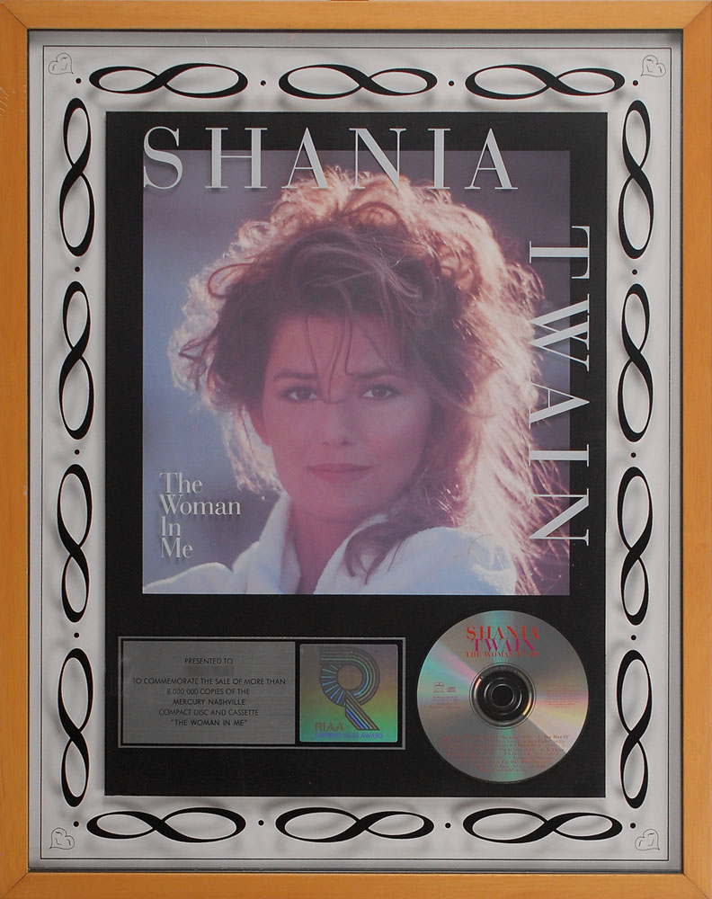 Lot #2389 Shania Twain: The Woman in Me