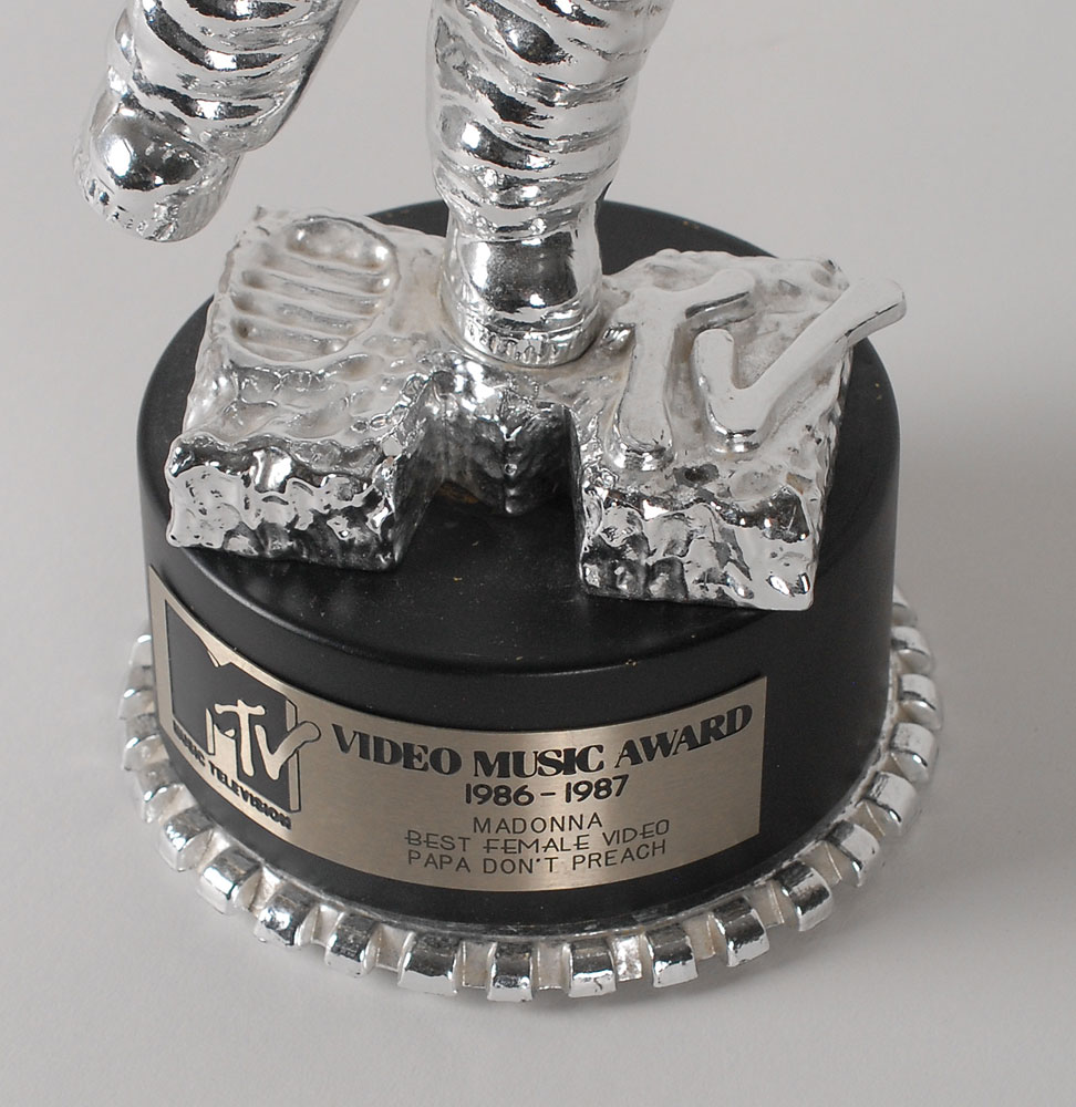 Lot #2168 Madonna’s MTV Video Music Award for ‘Papa Don’t Preach’ - Image 4