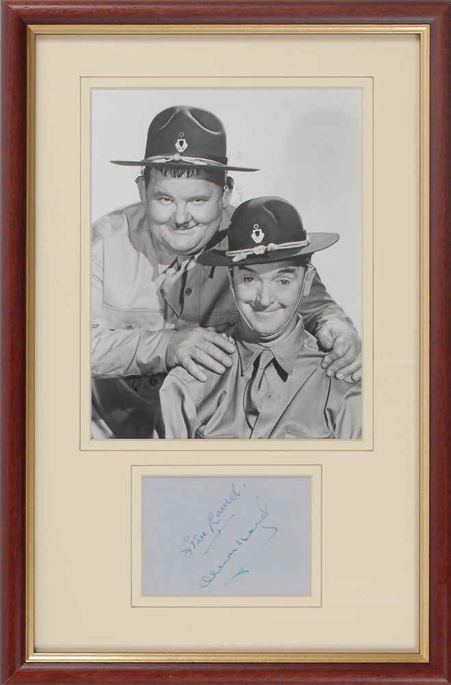 Lot #934 Laurel and Hardy
