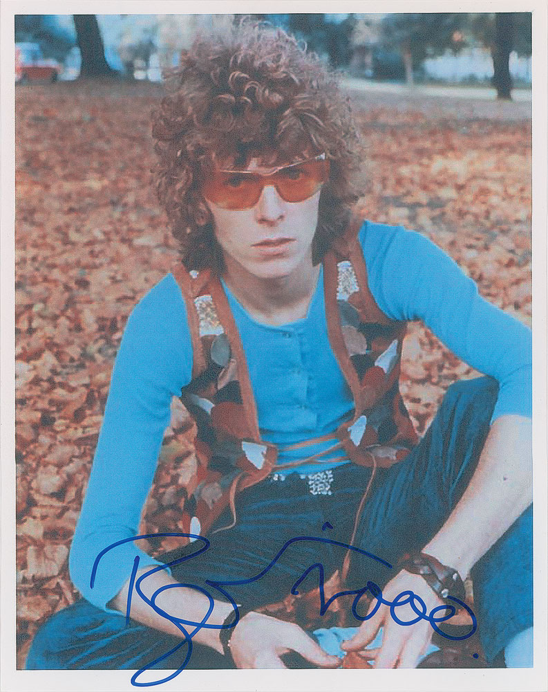 Lot #7210 David Bowie Signed Photograph