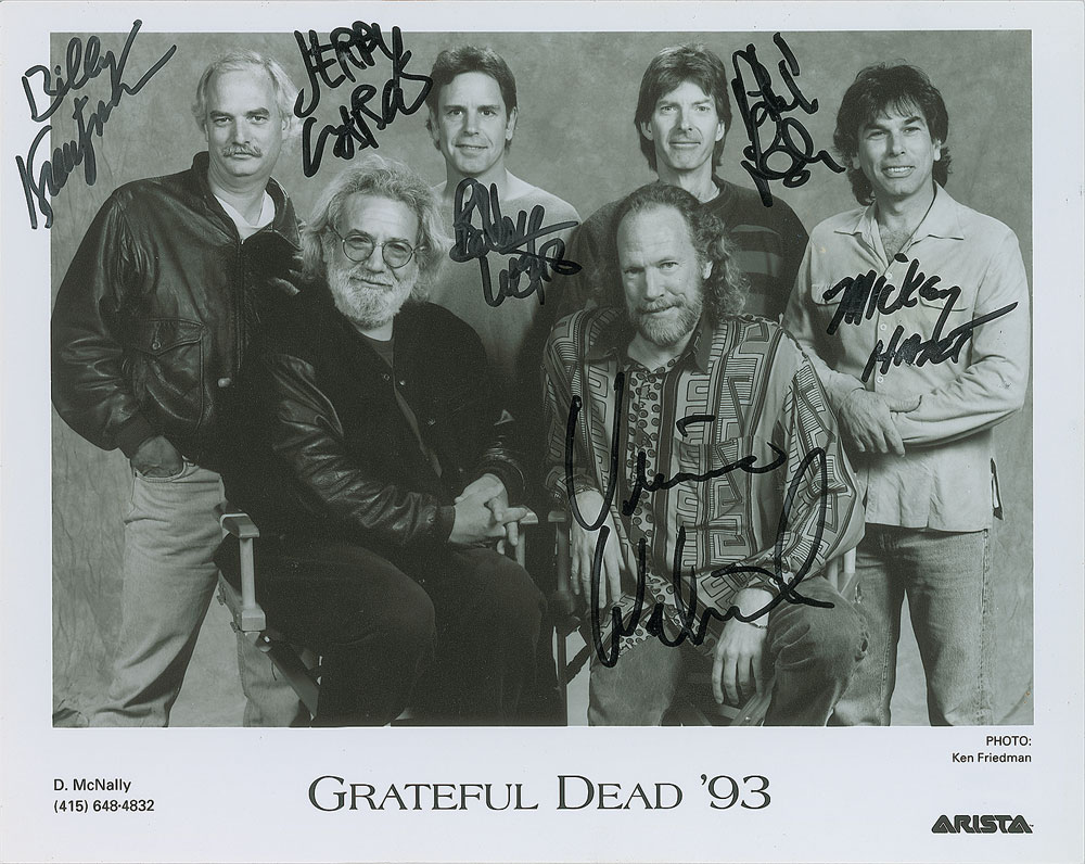 Lot #672 Grateful Dead